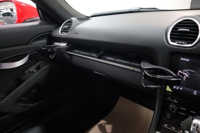 2025 Porsche 718 Cayman
