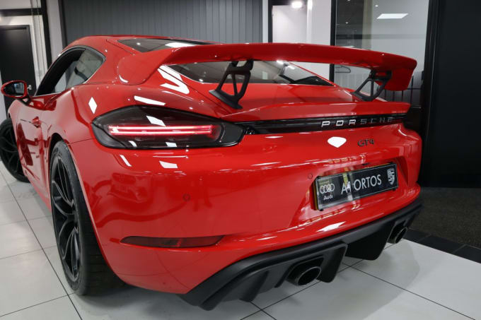 2025 Porsche 718 Cayman