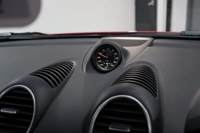 2025 Porsche 718 Cayman