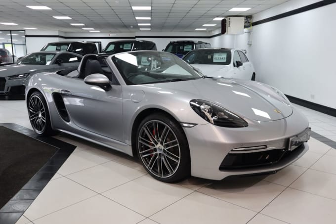 2025 Porsche 718 Boxster