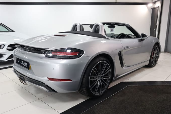 2025 Porsche 718 Boxster