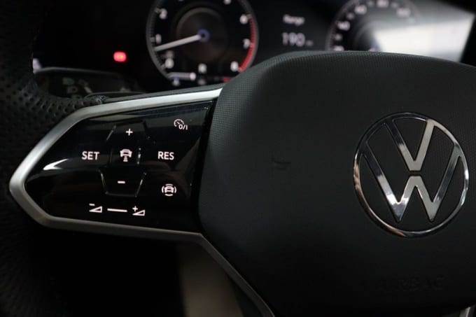 2025 Volkswagen Touareg