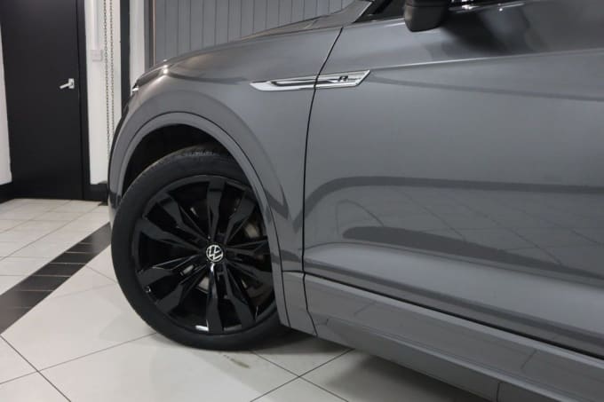 2025 Volkswagen Touareg