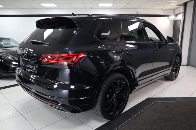 2025 Volkswagen Touareg