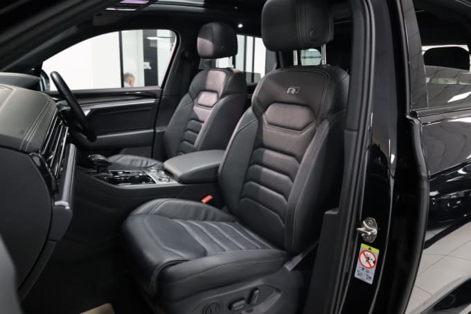 2025 Volkswagen Touareg