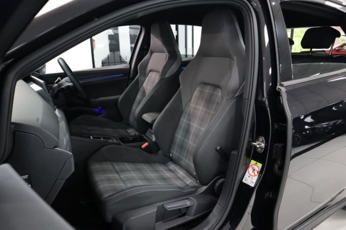 2025 Volkswagen Golf