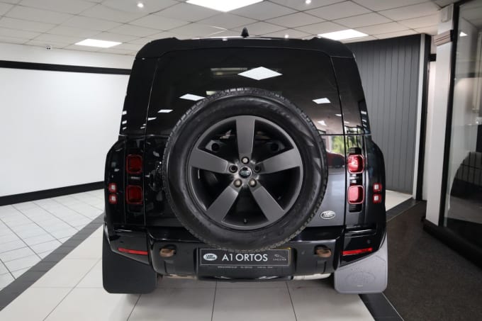 2025 Land Rover Defender
