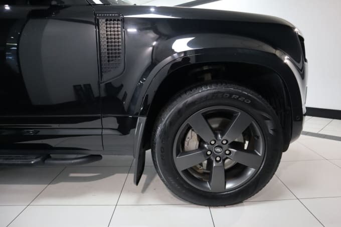 2025 Land Rover Defender