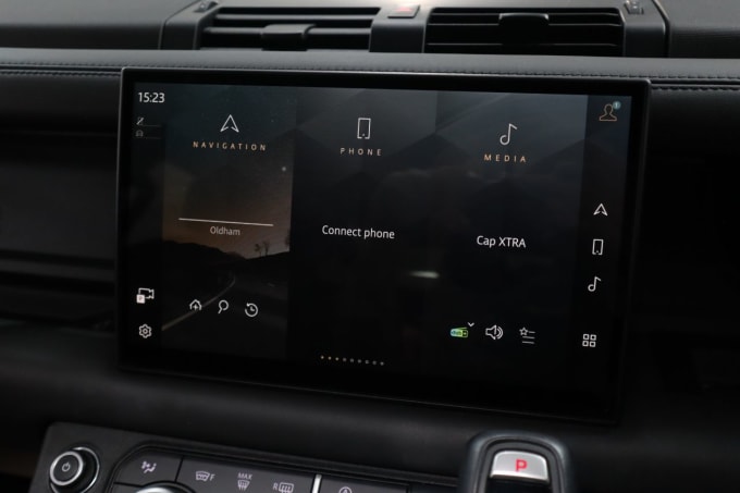 2025 Land Rover Defender