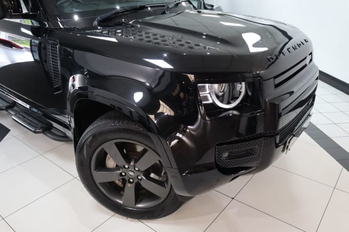 2025 Land Rover Defender