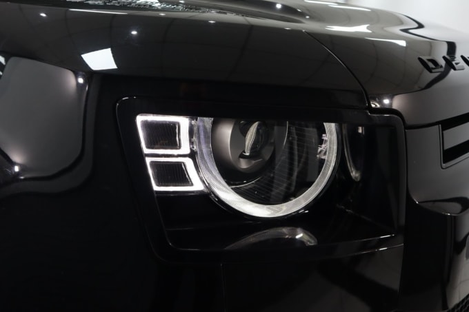 2025 Land Rover Defender