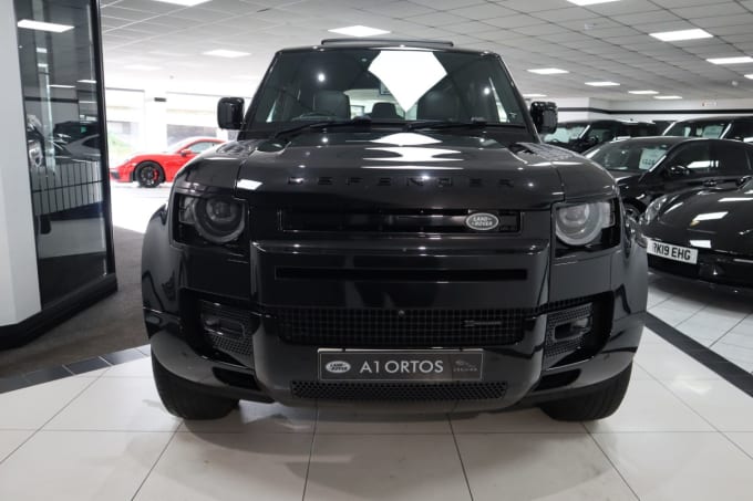 2025 Land Rover Defender