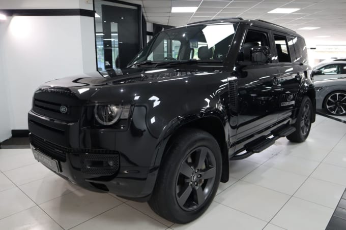 2025 Land Rover Defender