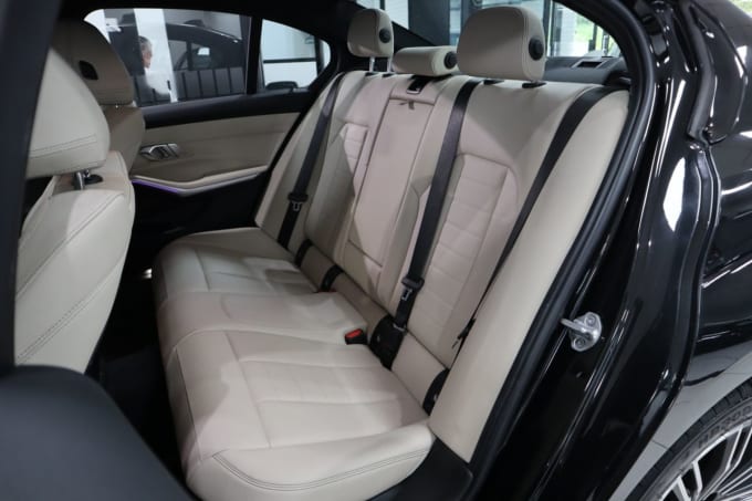 2025 BMW 3 Series