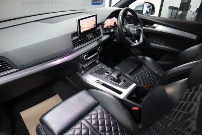 2025 Audi Sq5