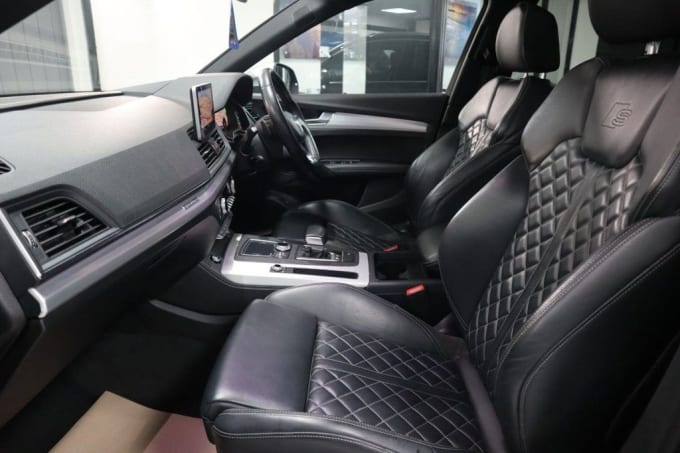 2025 Audi Sq5