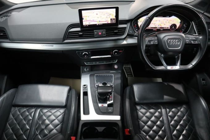 2025 Audi Sq5