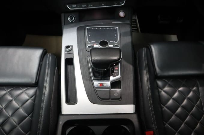 2025 Audi Sq5