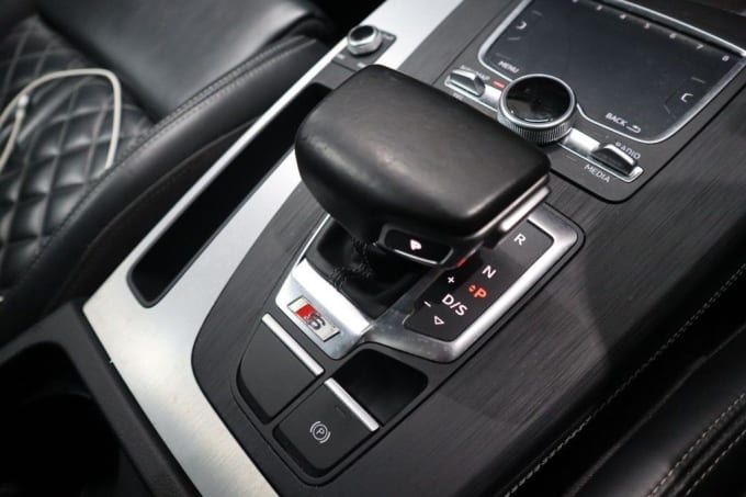 2025 Audi Sq5