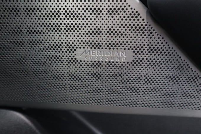 2025 Land Rover Range Rover Velar