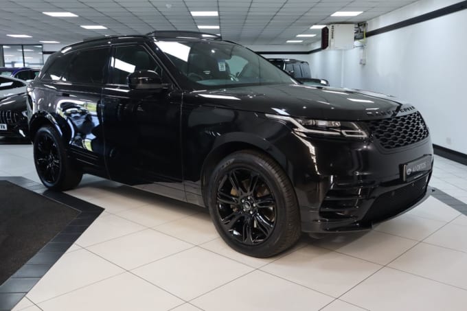 2025 Land Rover Range Rover Velar