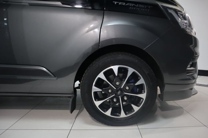 2025 Ford Transit Custom