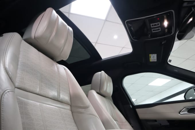 2025 Land Rover Range Rover Velar