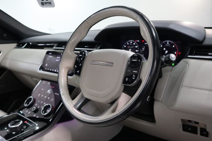 2025 Land Rover Range Rover Velar