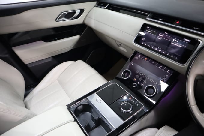 2025 Land Rover Range Rover Velar