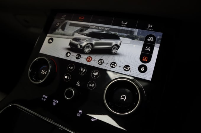 2025 Land Rover Range Rover Velar
