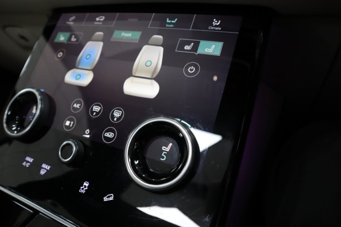 2025 Land Rover Range Rover Velar