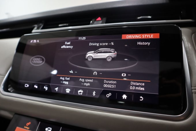 2025 Land Rover Range Rover Velar