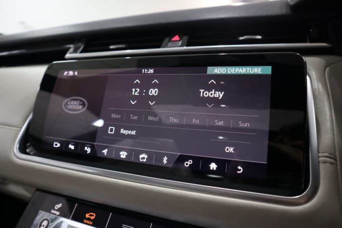 2025 Land Rover Range Rover Velar