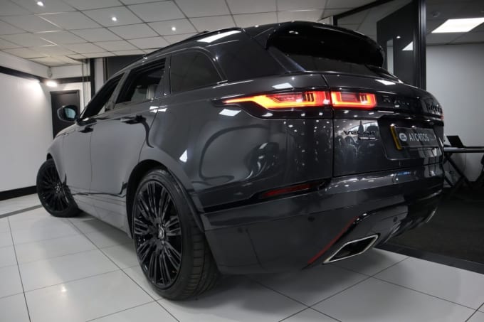 2025 Land Rover Range Rover Velar