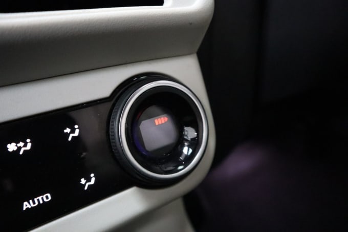 2025 Land Rover Range Rover Velar