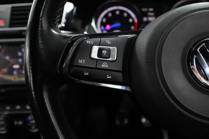 2016 Volkswagen Golf