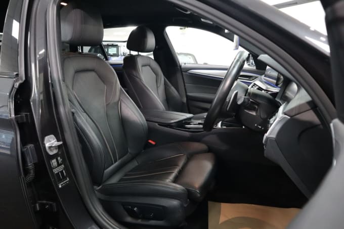 2025 BMW 5 Series