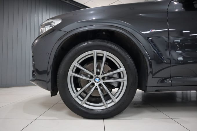 2025 BMW X4