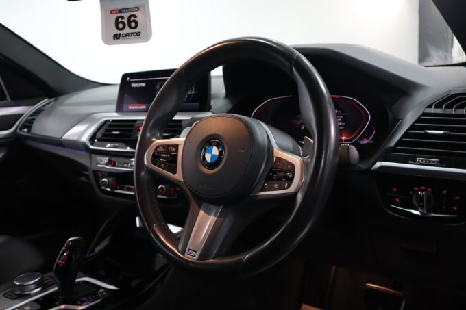 2025 BMW X4