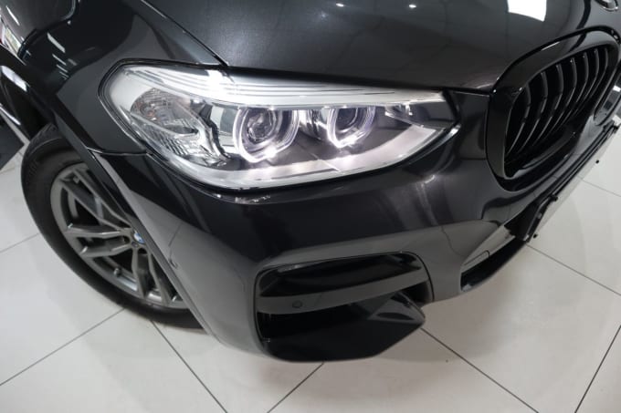 2025 BMW X4