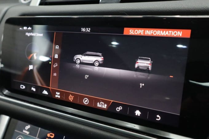 2025 Land Rover Range Rover Sport