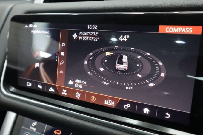 2025 Land Rover Range Rover Sport
