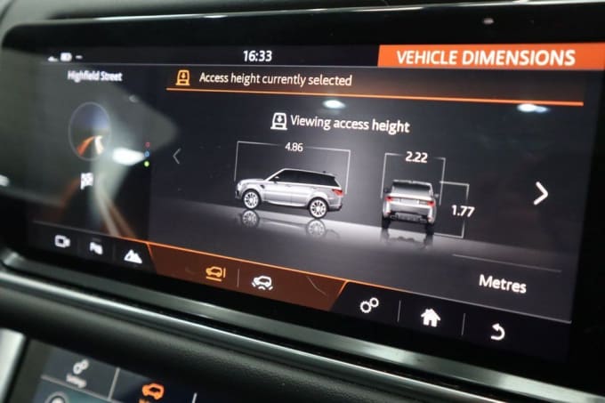 2025 Land Rover Range Rover Sport