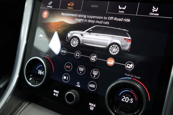 2025 Land Rover Range Rover Sport