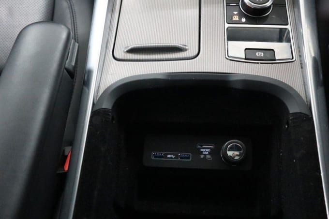 2025 Land Rover Range Rover Sport