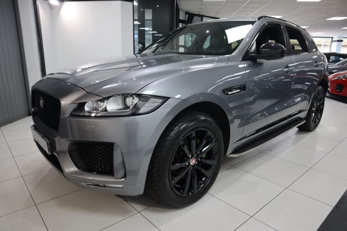 2025 Jaguar F-pace