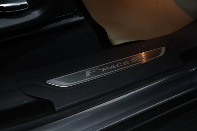 2025 Jaguar F-pace