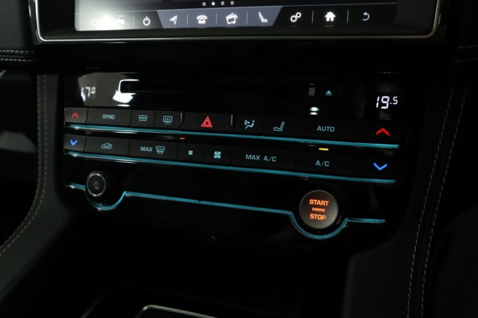 2025 Jaguar F-pace