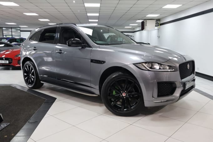 2025 Jaguar F-pace