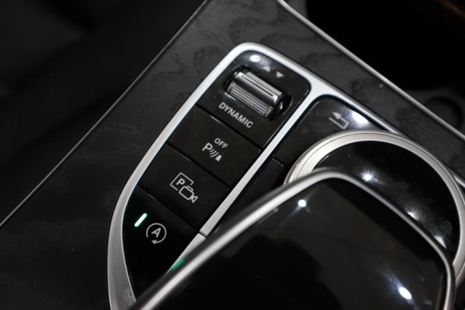 2025 Mercedes-benz C-class